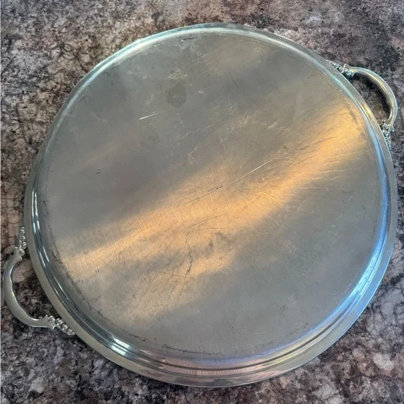 Handmade pewter piece from the Shirley Pewter Shop - Picture 4 of 7